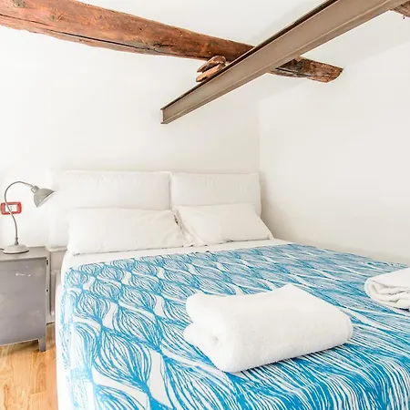 Stay In Naples Flats-3